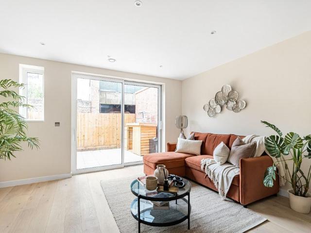 House for sale in London Borough of Ealing, Greater London