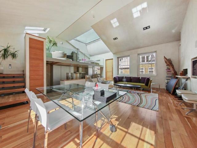 House for sale in Notting Hill, Greater London