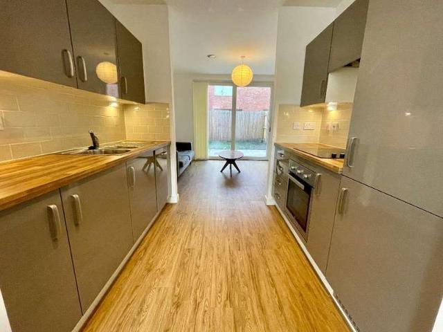 Townhouse for rent in Hulme, Georgia