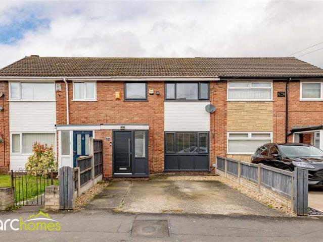 Townhouse for sale in Westleigh, Wigan