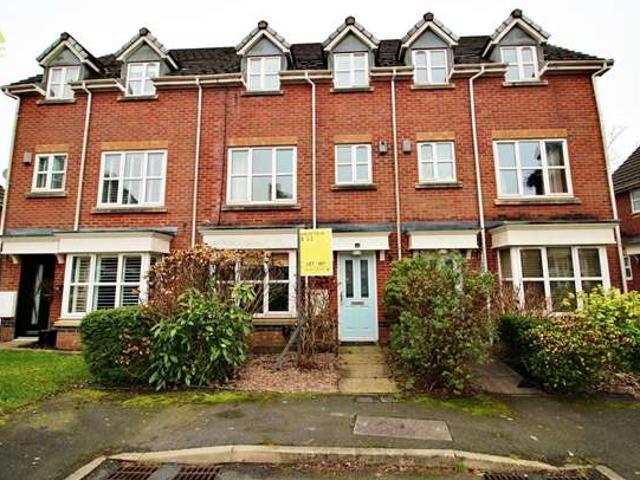 Townhouse for sale in Chew Moor, Bolton