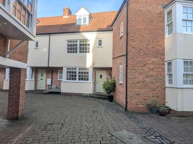 Townhouse for sale in Wells, Somerset
