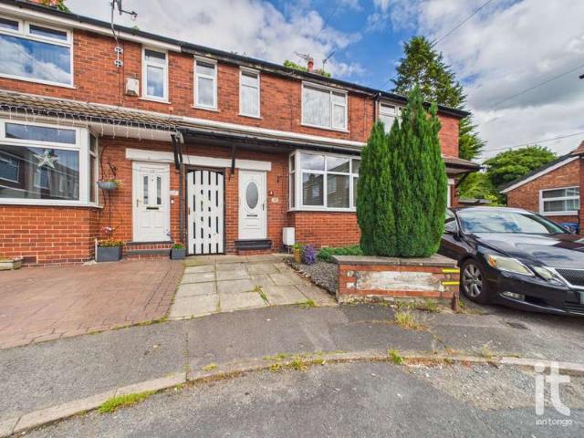 Townhouse for sale in Woodbank Estate, Portwood