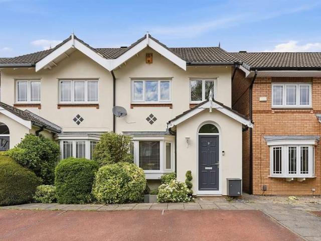 Townhouse for sale in Broken Cross, Macclesfield