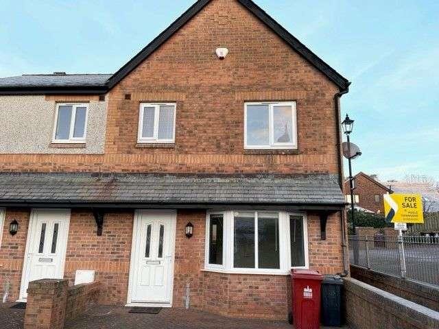 Townhouse for rent in Stank