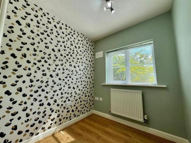 Townhouse for rent in Georgia, Greater Manchester