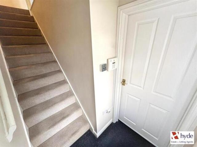 Townhouse for rent in Warrington, England