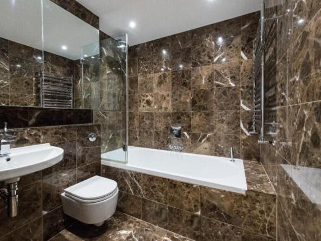 Townhouse for rent in Cat Hill, Isle Of Man