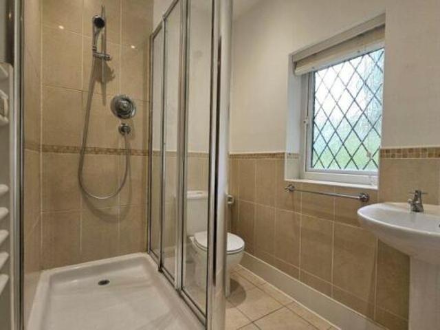 Townhouse for sale in Heaton, Lee Bank
