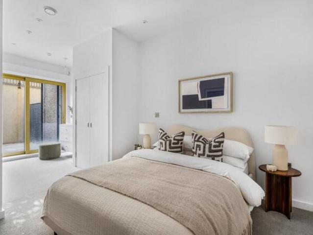 Townhouse for sale