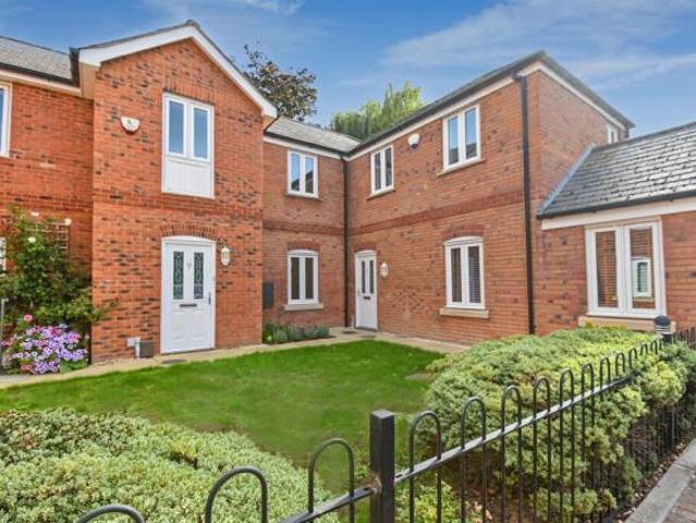 Townhouse for sale in Milverton, Warwick