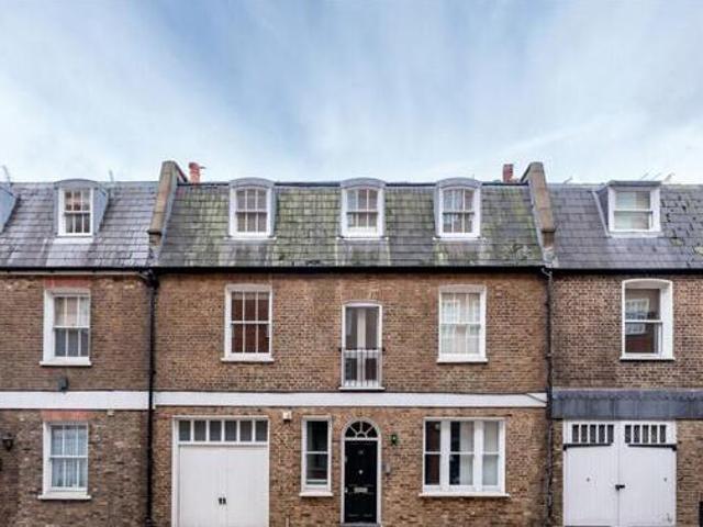 House for sale in Lyons, Greater London