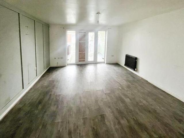 Townhouse for sale in Lee Bank, Greater Manchester