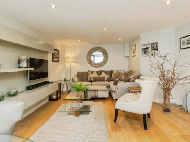 Townhouse for sale in Dulcote, Bath And North East Somerset
