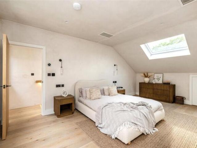 Townhouse for sale in Cat Hill