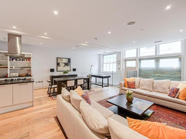 Apartment for rent in South Kensington, Greater London