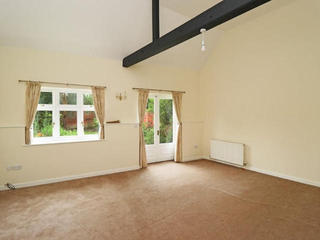 Apartment for rent in East End, Chelmondiston