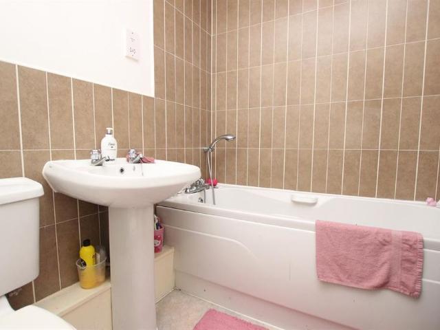 Apartment for rent in Knowle Fold, Darwen