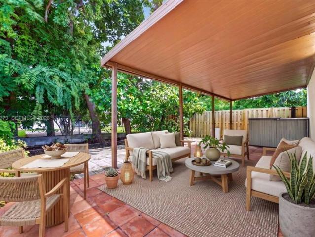 House for rent in The Pines, Miami