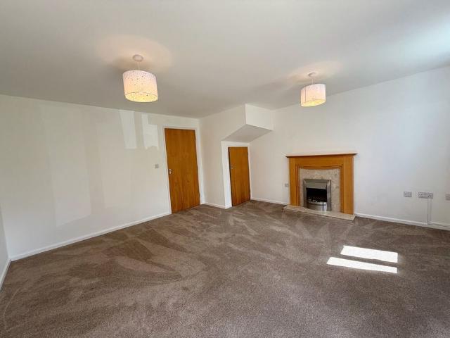 House for rent in The Wharf, Beamhurst