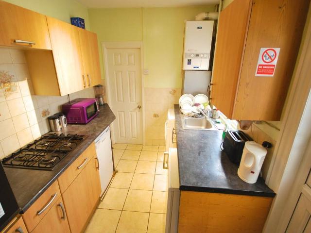 House for rent in London Borough of Brent, Greater London