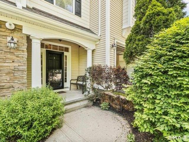 House for sale in Middlebury, Connecticut