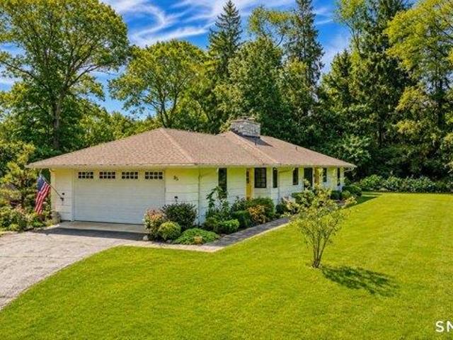 House for sale in Middlebury, Connecticut