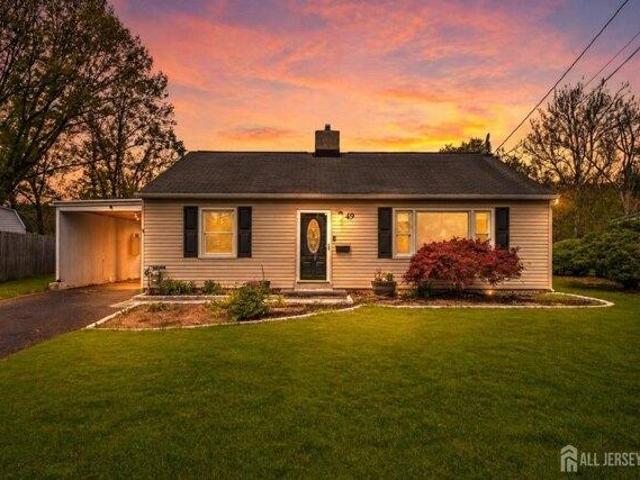 House for sale in Middlesex, New Jersey