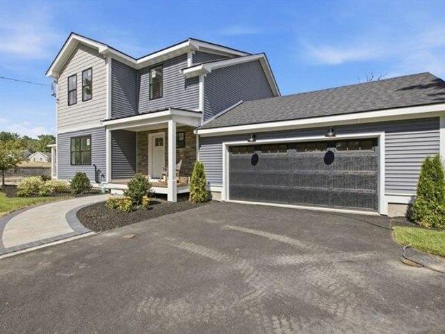 Condo for sale in Middleton, Massachusetts