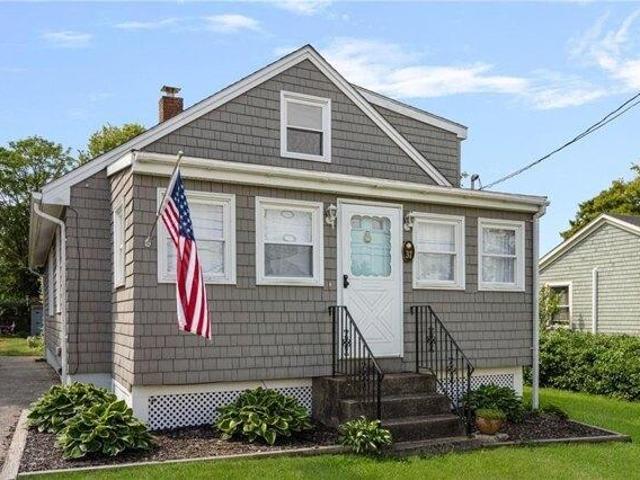 House for sale in Middletown, Rhode Island
