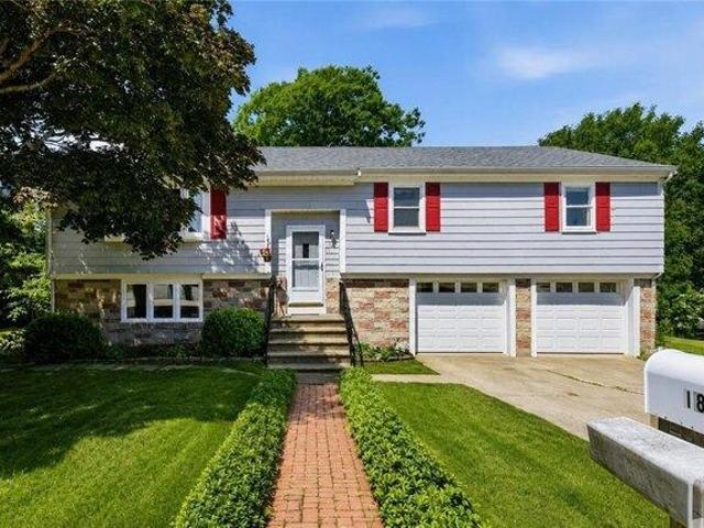 House for sale in Middletown, Rhode Island
