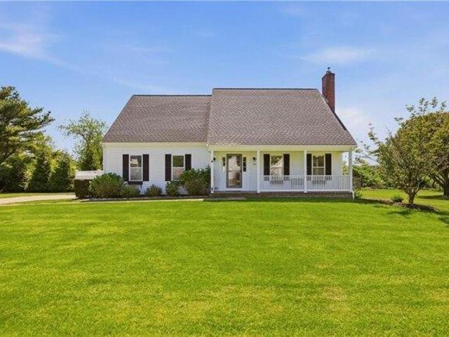 House for sale in Middletown, Rhode Island