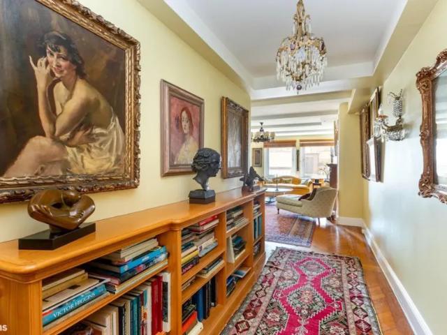 Apartment for sale in Arverne, New York