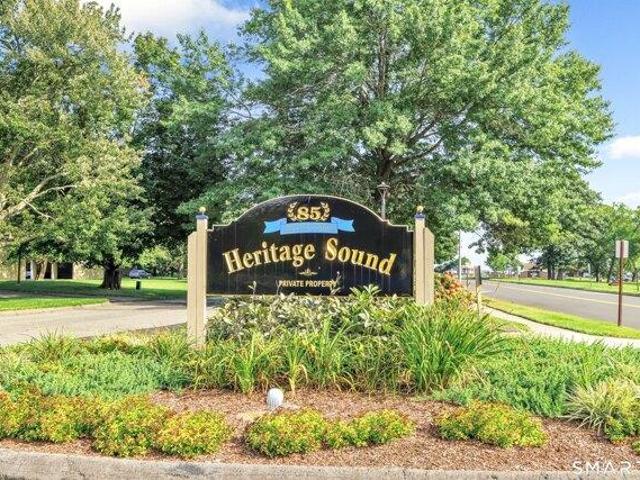 House for sale in Walnut Beach, Milford