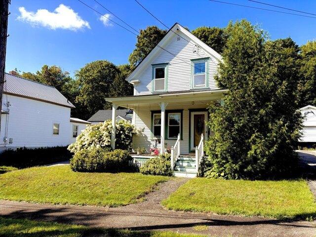 House for sale in Across the Tracks, Millinocket