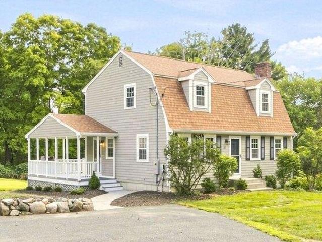 House for sale in Rockville, Millis