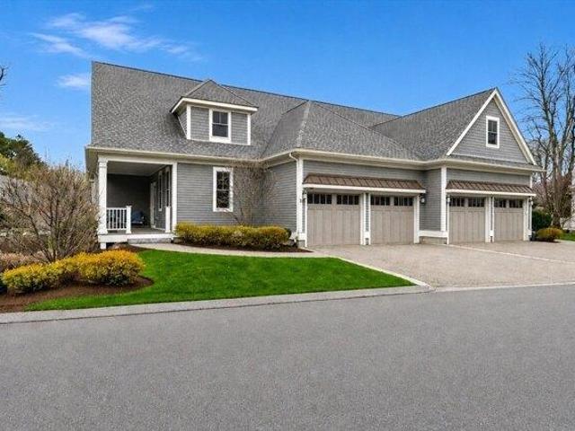Condo for sale in Milton, Massachusetts