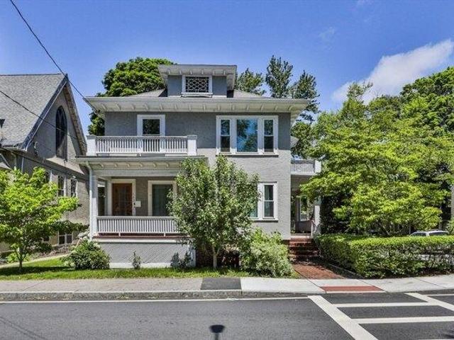 Condo for sale in Milton, Massachusetts
