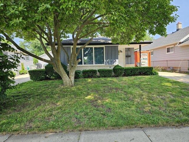 House for sale in Milwaukee, Wisconsin