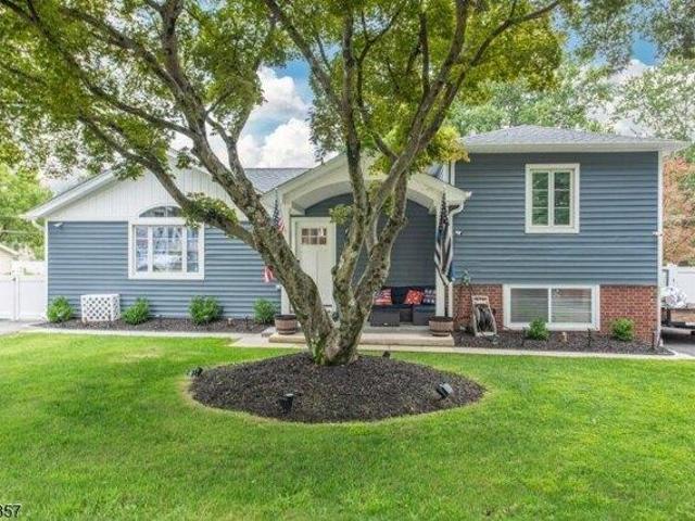 House for sale in Mine Hill, New Jersey