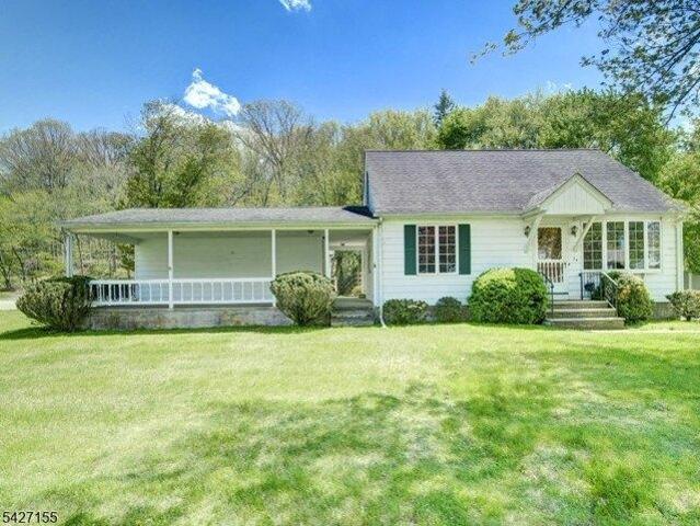 House for sale in Mine Hill, New Jersey
