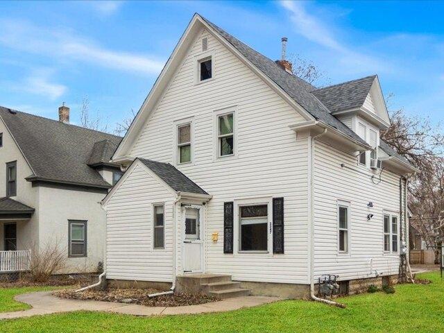 House for sale in Hennepin, Minnesota