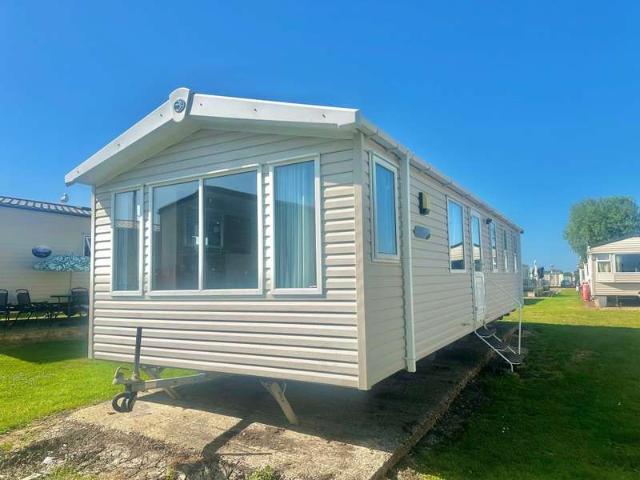 House for sale in Dale Hill, Essex