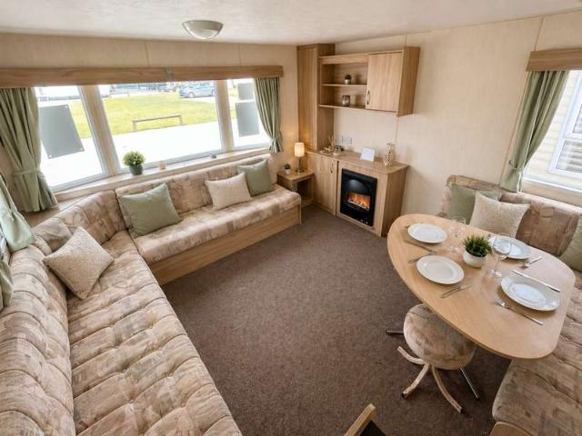 House for sale in Dale Hill, Essex