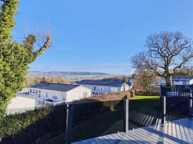 House for sale in Charmouth