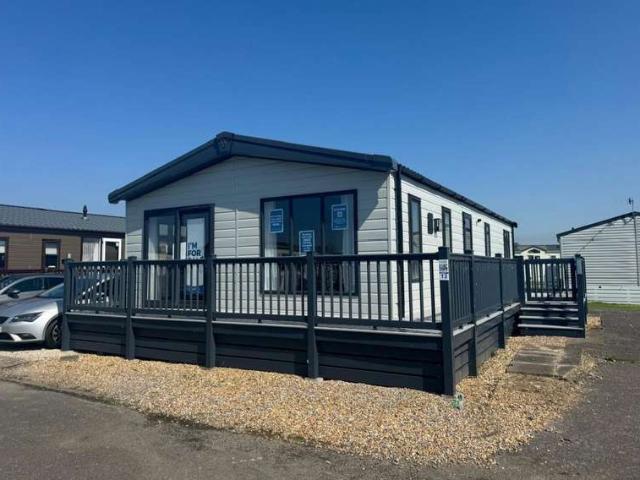 House for sale in Littlecote, West Sussex
