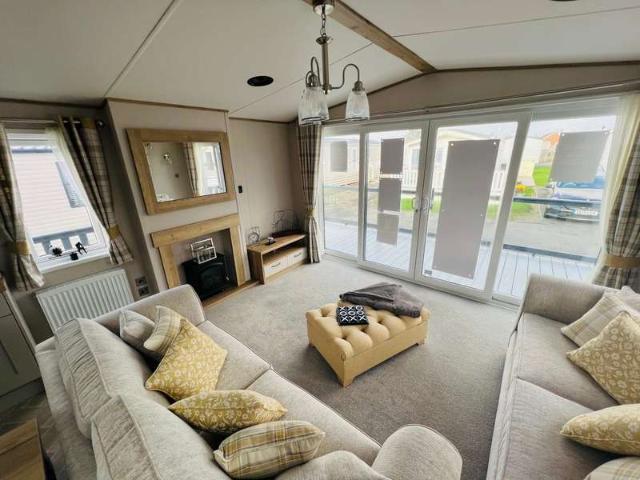 House for sale in Littlecote, West Sussex