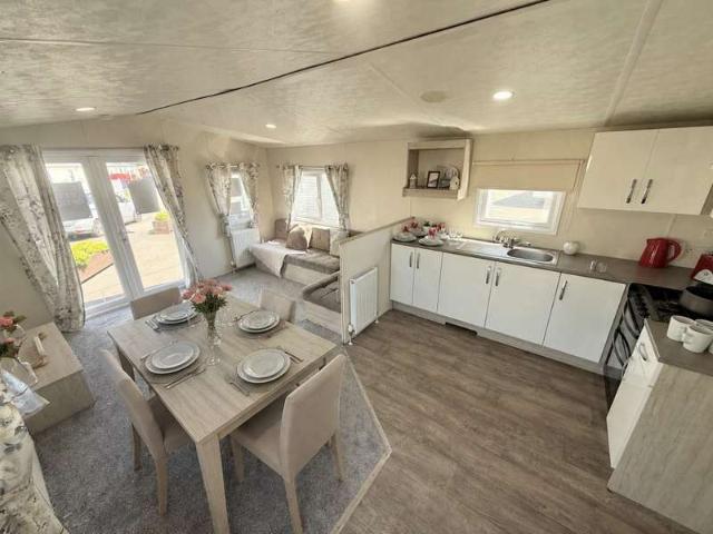 House for sale in Dale Hill, Essex