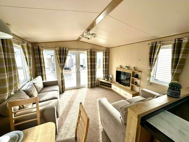 House for sale in Upper Dovercourt, Dale Hill