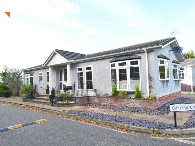Park Home for sale in Weeley, Dale Hill